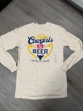 Simply Southern Men’s Cream Long Sleeve ‘Cowgirls & Beer’ Graphic Tee